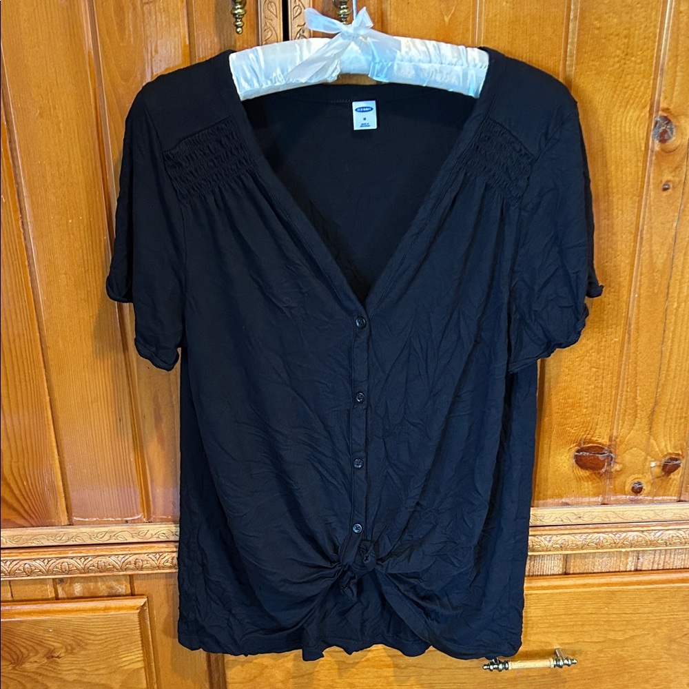 Old Navy Black V-Neck Button-Front Tie Hem Top